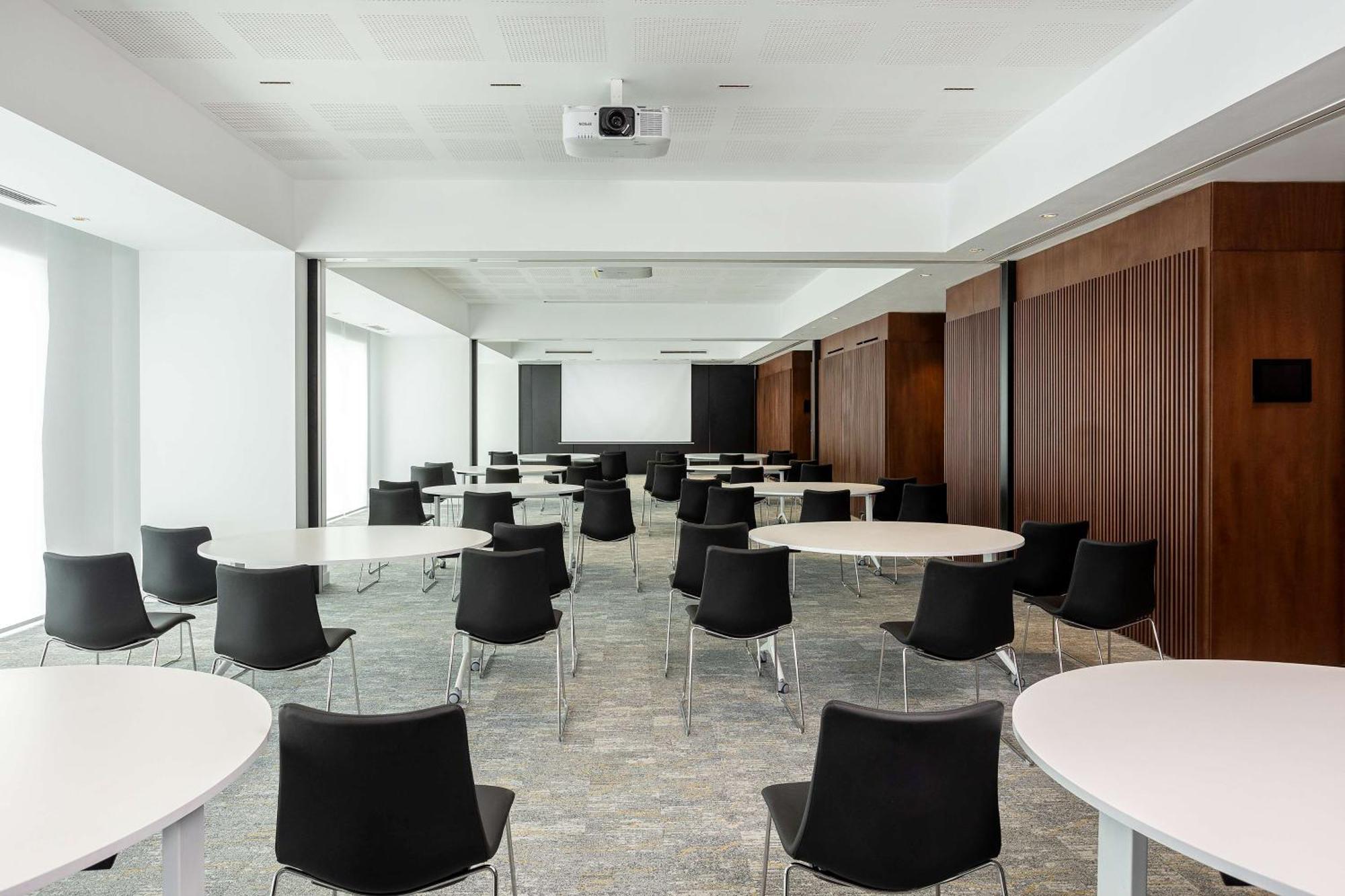 Radisson Tunis, Center Тунис